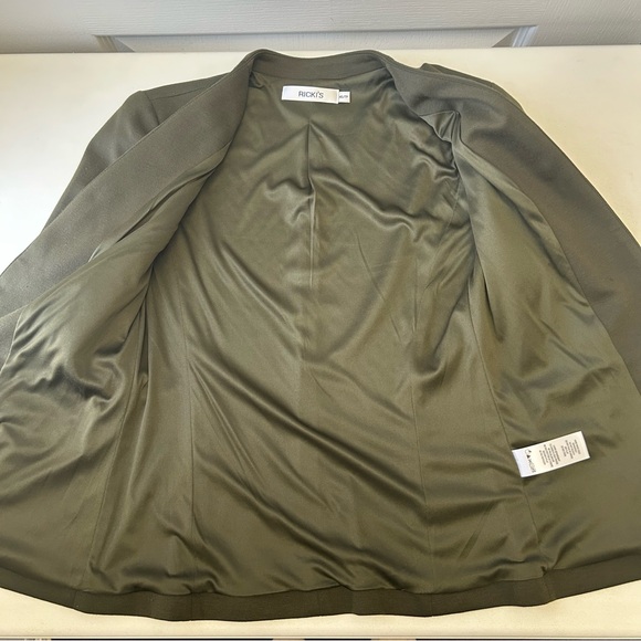 Ricki's Ponte Knit Cropped Blazer Olive Green Size XS - Picture 9 of 13